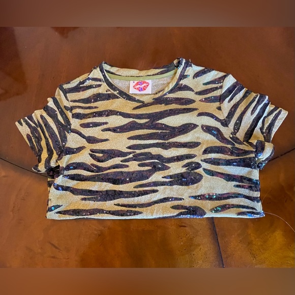 sparkle city Tops - Sparkle City Small tiger striped, multi and gold sequins